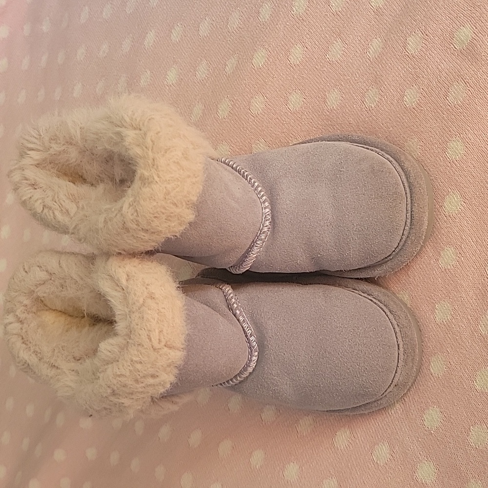 BearPaw Betsey Toddler Girl Suede Sheepskin/Wool Bootie